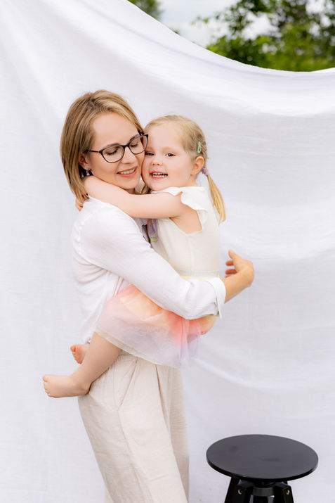 DWA APARATY, fotograf, fotografia dziecięca, fotografia rodzinna, sesja zdjęciowa, sesja dziecięca, sesja rodzinna, zdjęcia rodzinne, zdjęcia dziecka, zdjęcia z urodzin, rodzina, dziecko, Leszno, fotograf Leszno, zdjęcia Leszno, studio fotograficzne Leszno, voucher, prezent na urodziny, sesja na prezent