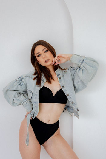 Fotografia kobieca, fotografia sensualna, sesja zdjęciowa, Poznań, Wrocław, Leszno