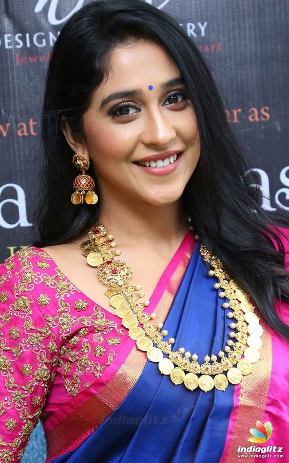 Regina in Kasu mala, kasu mala designs, south indian jewels , south indian jewellery, kasulaperu designs, kasumala, kasu malai, kasina sara , celebrities in kasumala, celebrity jewellery fashion. fashion jewellery, lightweight kasu mala , kasu mala haram, antique kasumala, 1 gram gold kasu mala, kerala jewellery, kasu mala long haram, kasu jewellery, kasu necklace