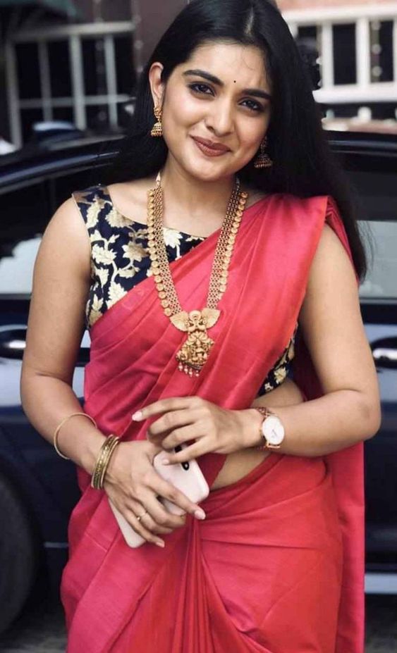 Nivedita Thomas in  Kasu mala, kasu mala designs, south indian jewels , south indian jewellery, kasulaperu designs, kasumala, kasu malai, kasina sara , celebrities in kasumala, celebrity jewellery fashion. fashion jewellery, lightweight kasu mala , kasu mala haram, antique kasumala, 1 gram gold kasu mala, kerala jewellery, kasu mala long haram, kasu jewellery, kasu necklace