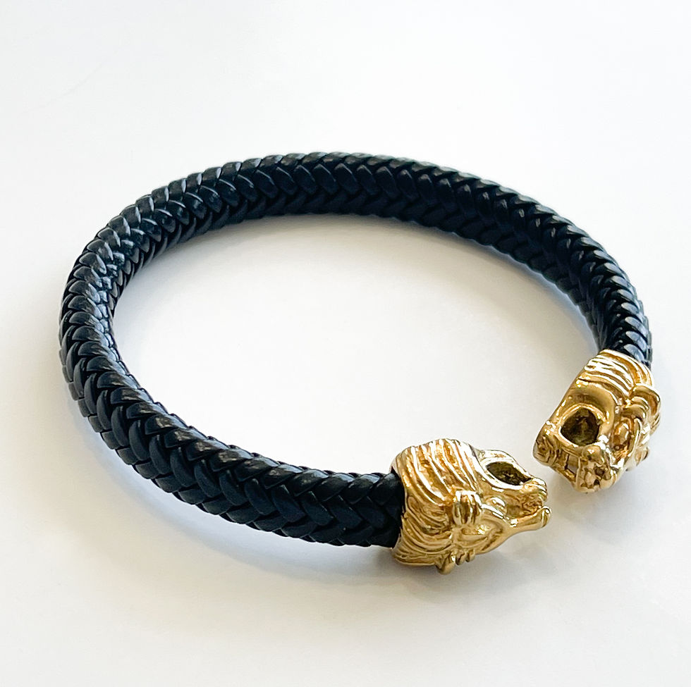Thumbnail: Gold Lion Bracelet