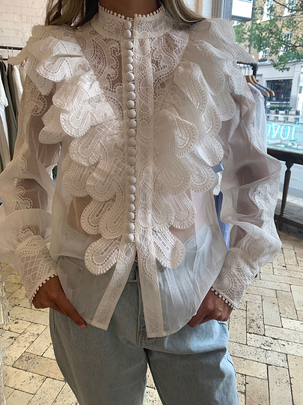 FRILL LACE BLOUSE