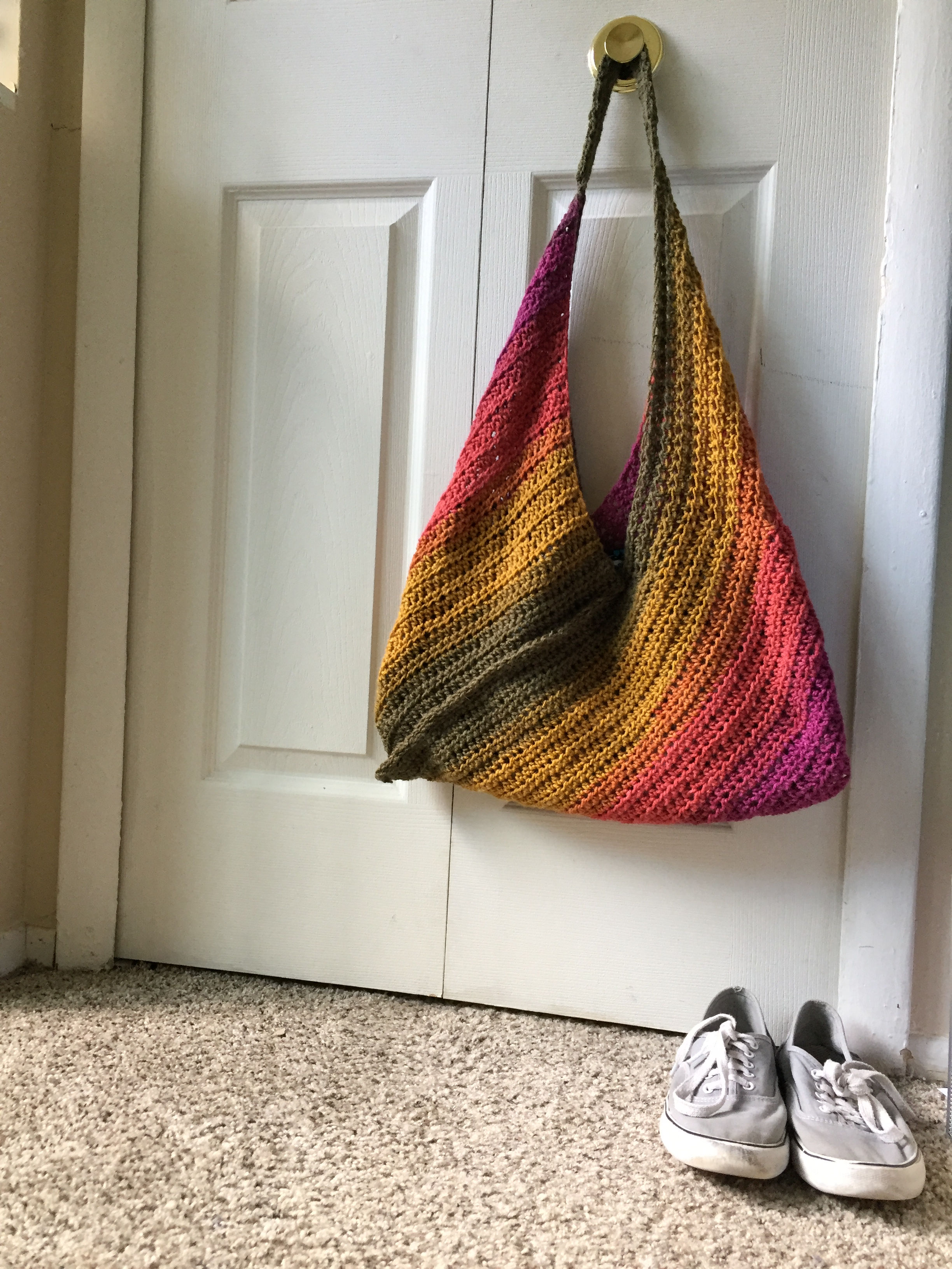 Tote Bag in Olive & Magenta