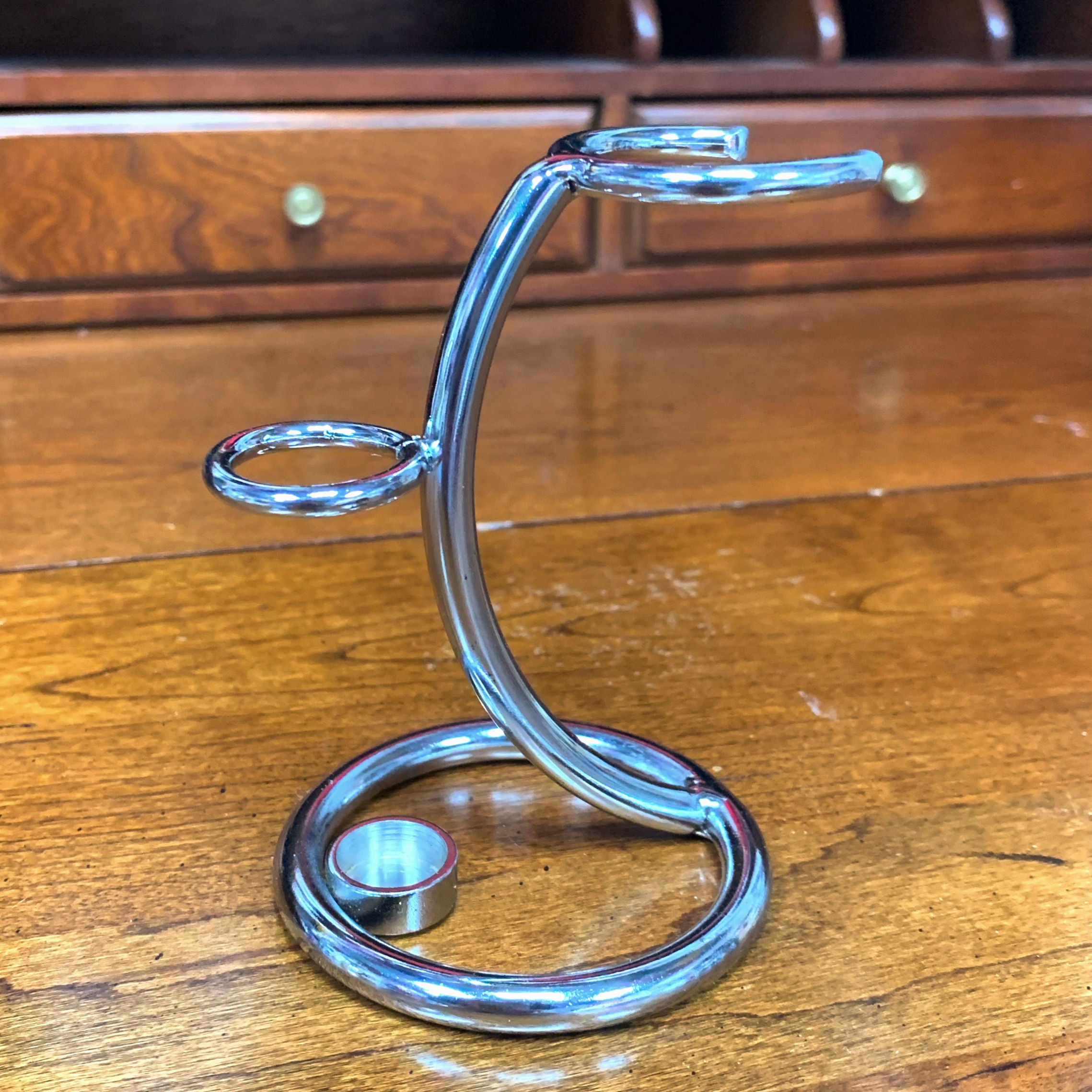 Chrome Curved Shave Stand