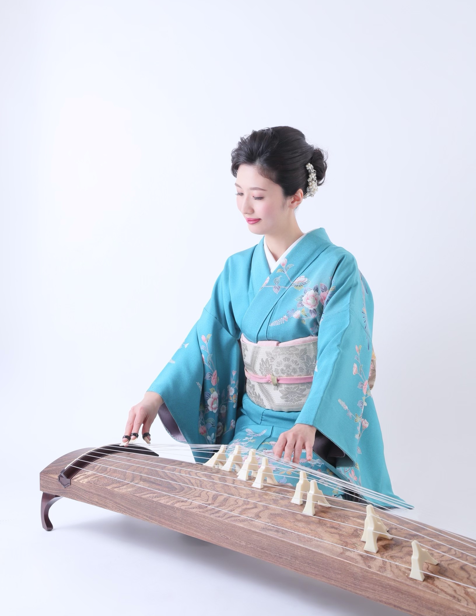 箏演奏家 竹本知子 お箏 琴 教室 愛知県名古屋市千種区 お箏でオンライン知育リトミック