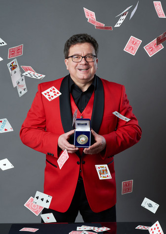 szakértelmet tükröző kreatív fotózás Budapesten a TB Studioban