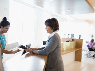 Cash Flow in Medical Practices: How to Avoid Running Out of Money Even with a Full Schedule