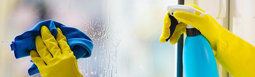 Window cleaning showing deep professional and affordable cleaning in South Florida