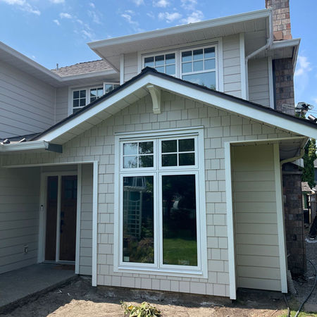 Siding installation in Delta, Surrey. James Hardie shingle and lap siding by Bright Siding.