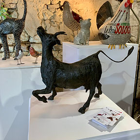 vache façon bronze-sculpture de papier Nicole et Aude