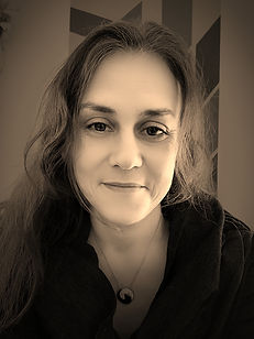 Alexandra Praneuf psychothérapie sophrologie.jpg