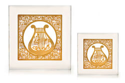 2.KINOR DAVID ON ACRYLIC GLASS