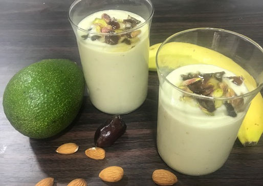 Sugar-free, Super Healthy, Yummy & Easy Avocado-Banana Smoothie