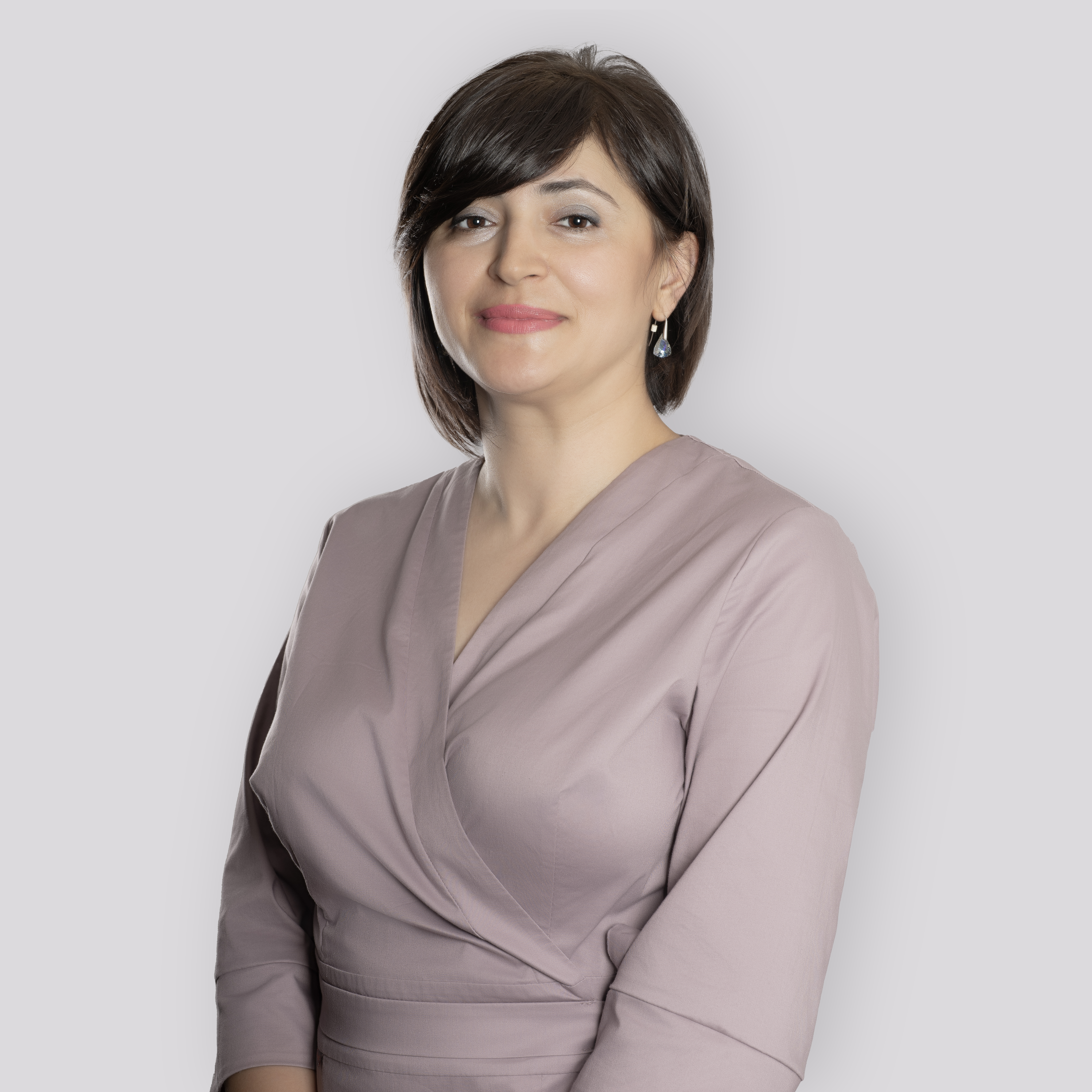 Writer: Մաշկաբան կոսմետոլոգ Կարինե Սիմոնյան