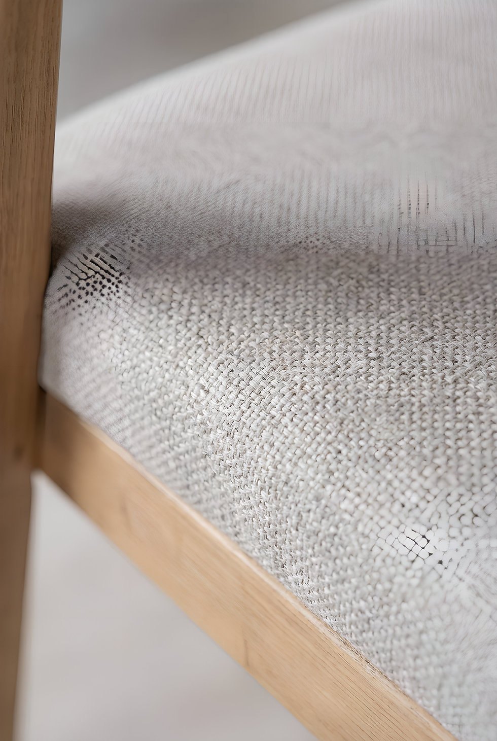 Thumbnail: Փայտե աթոռ Wooden space