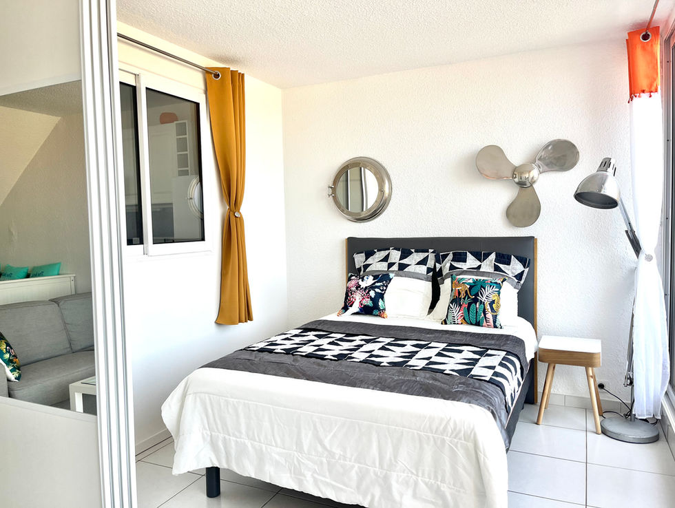 BELLE CHAMBRE VUE SUR MER .JPG