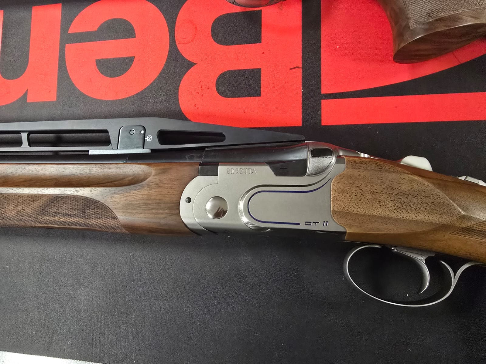 Beretta DT11 XTrap – 30" Multi-Choke (new) SUPER OFFER