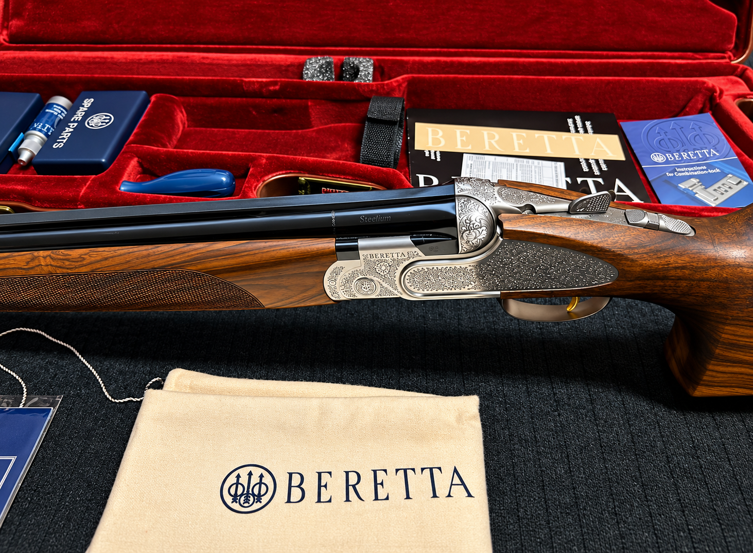 Beretta DT10 EELL | High Grade Engraved Competition Shotgun