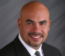Dr. Samuel Spraggins DDS
