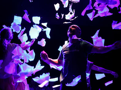 quatro vezes quatro: crítica de 'quatrocantos', do coletivo a4.