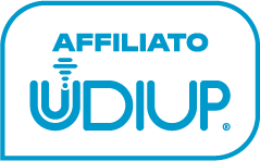 quadrato colore bucato.png