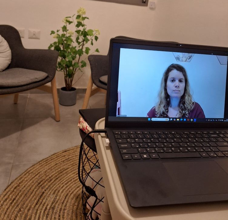 ייעוץ זוגי או טיפול זוגי בזום - חן רזניק-מורן