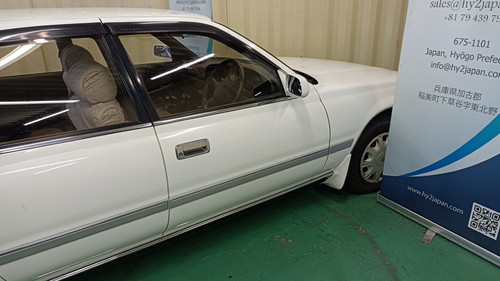 Right Front Door Assembly Toyota Cresta 1991 GX81 | hy2japan