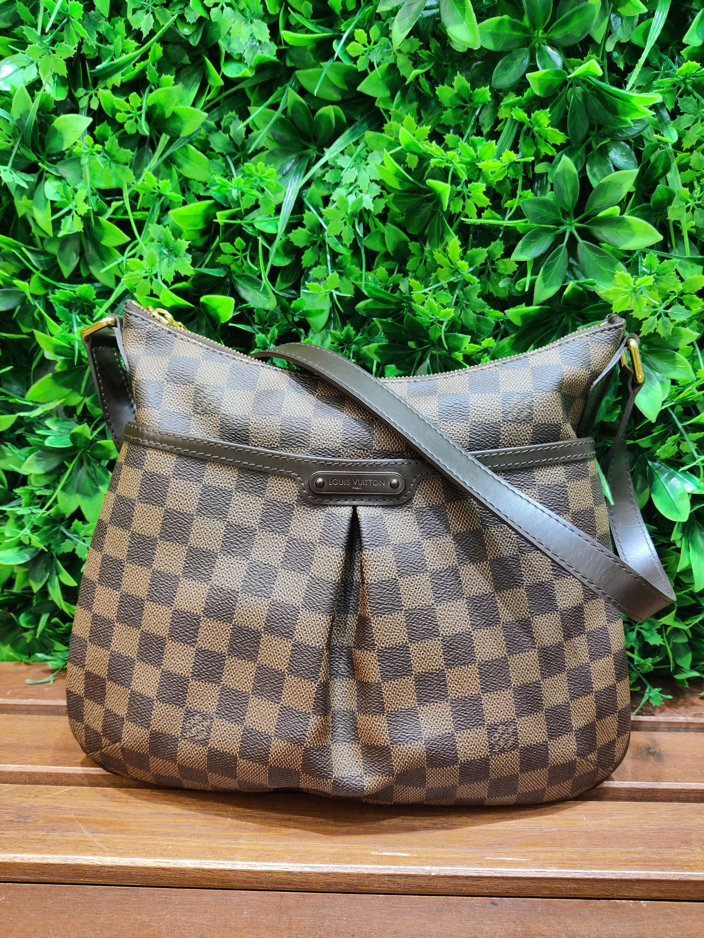 Louis Vuitton L705-08-24