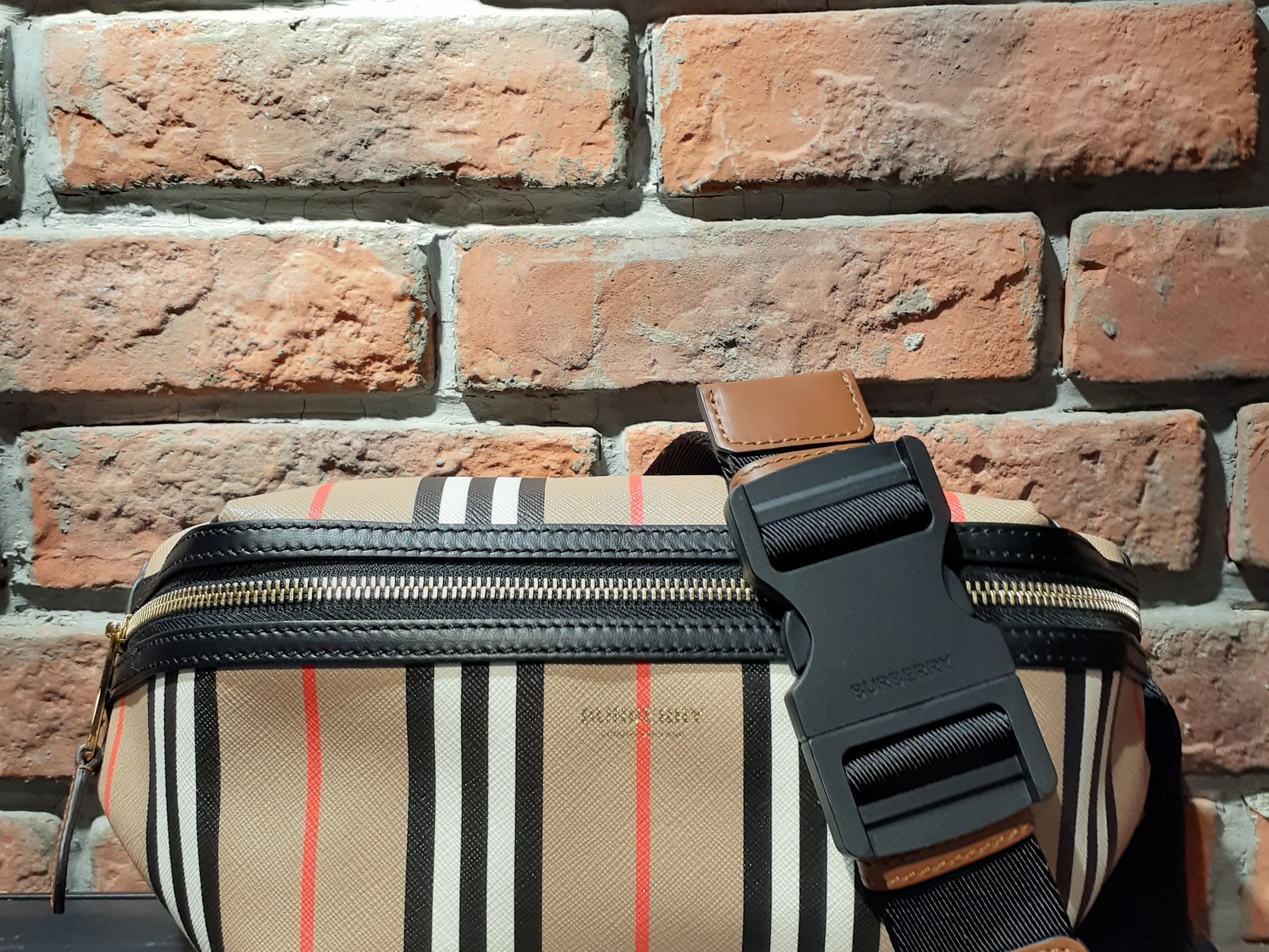 Burberry B342-3-22