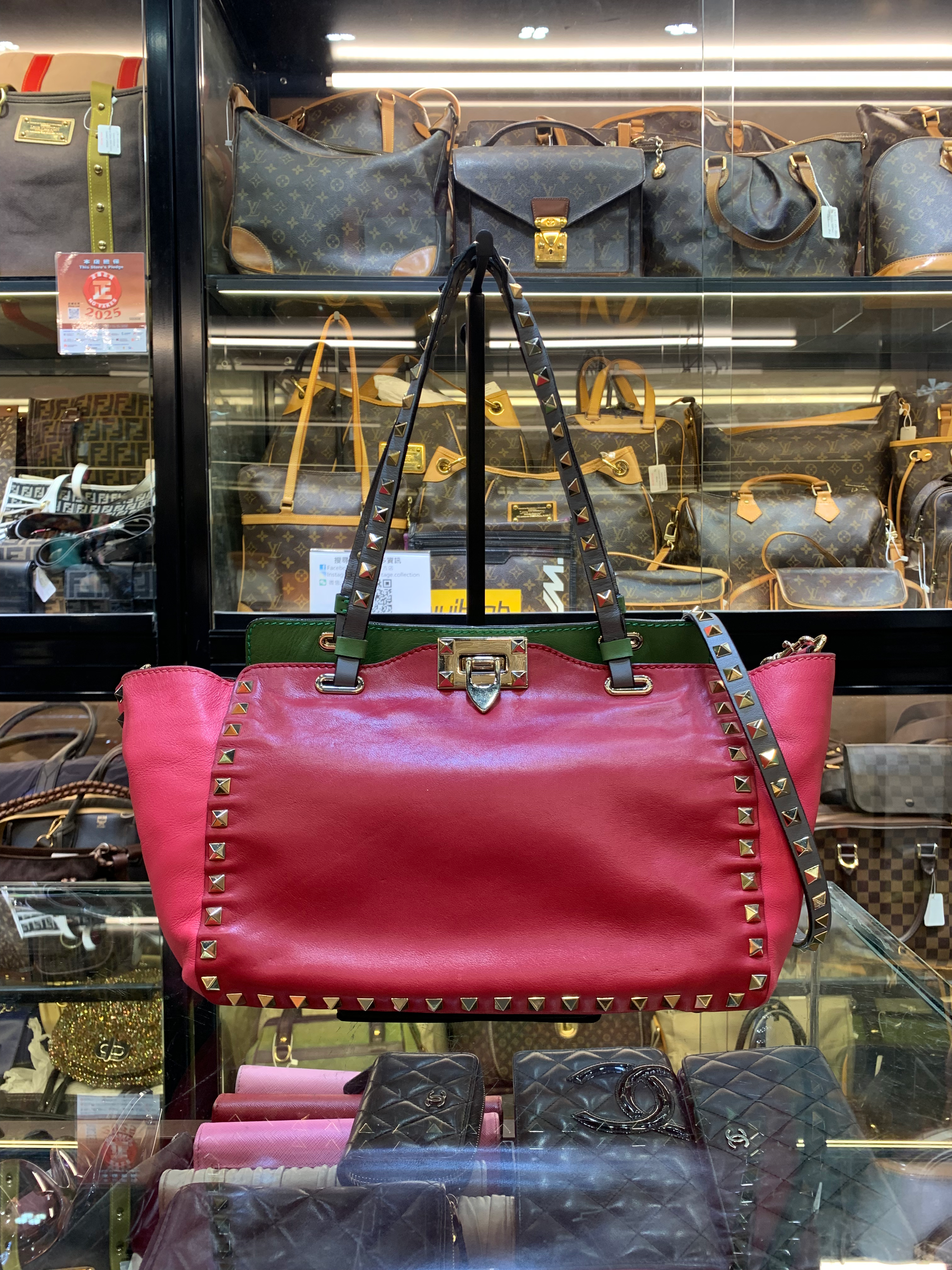 Valentino V352-5-18