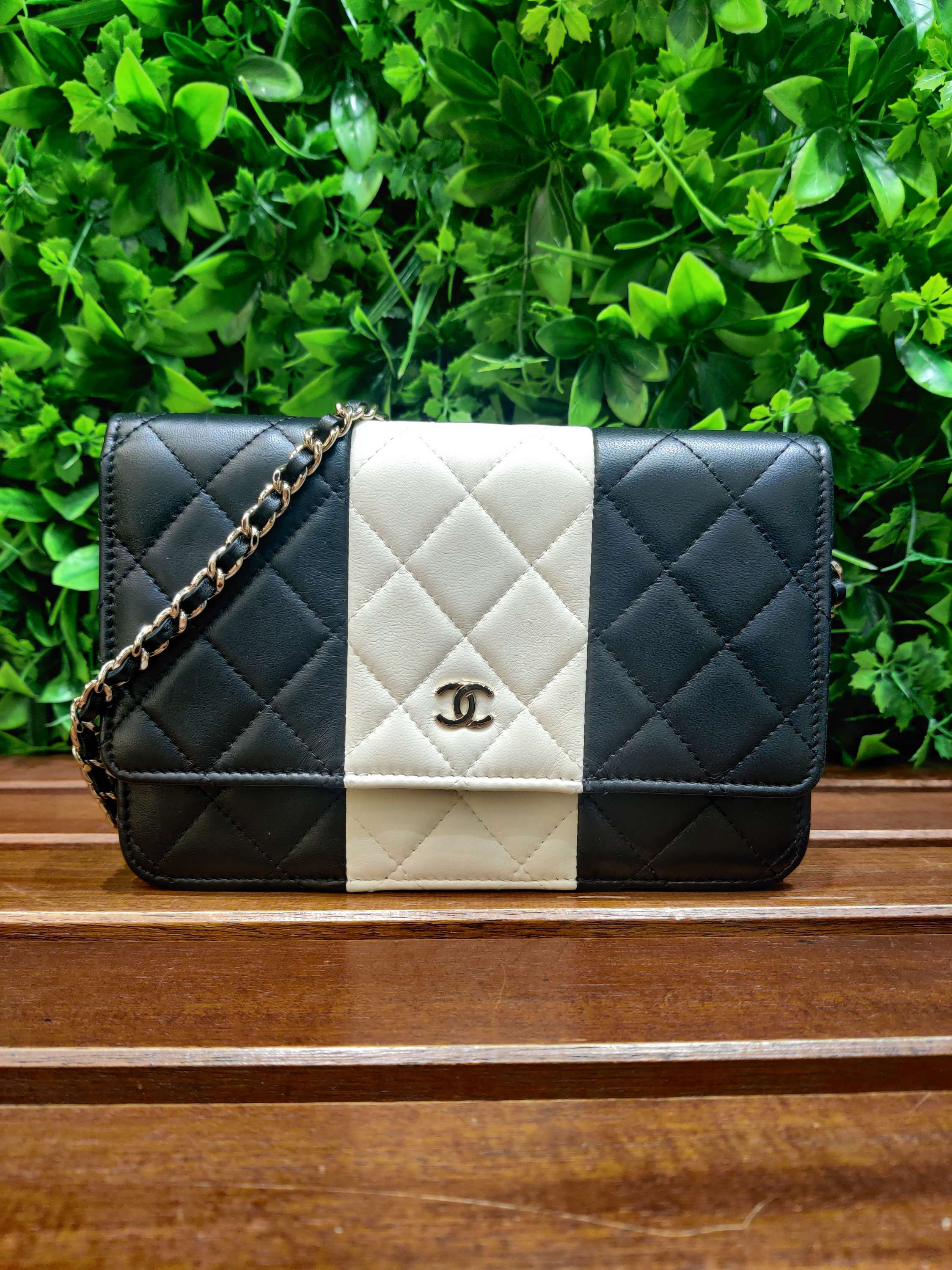 Chanel C982-01-25