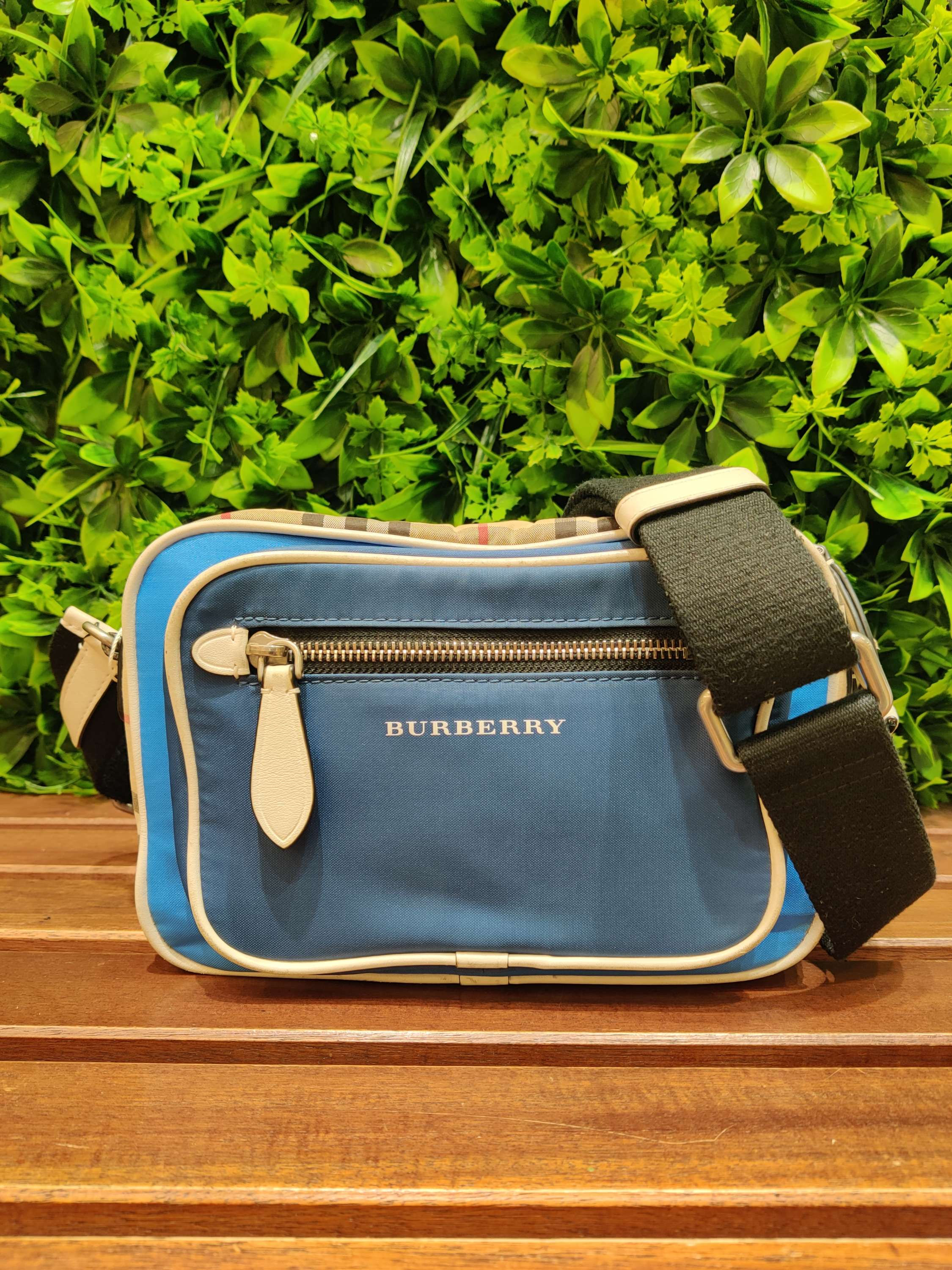 Burberry B408-4-22