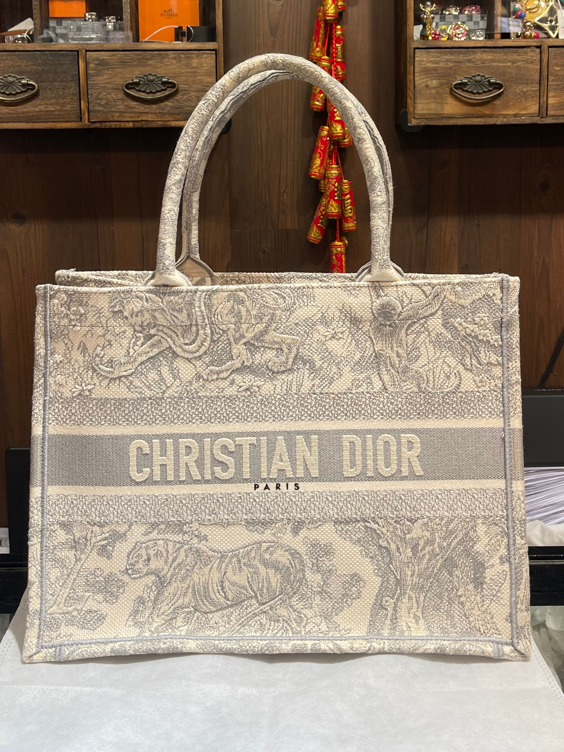 Dior D98-2-2023