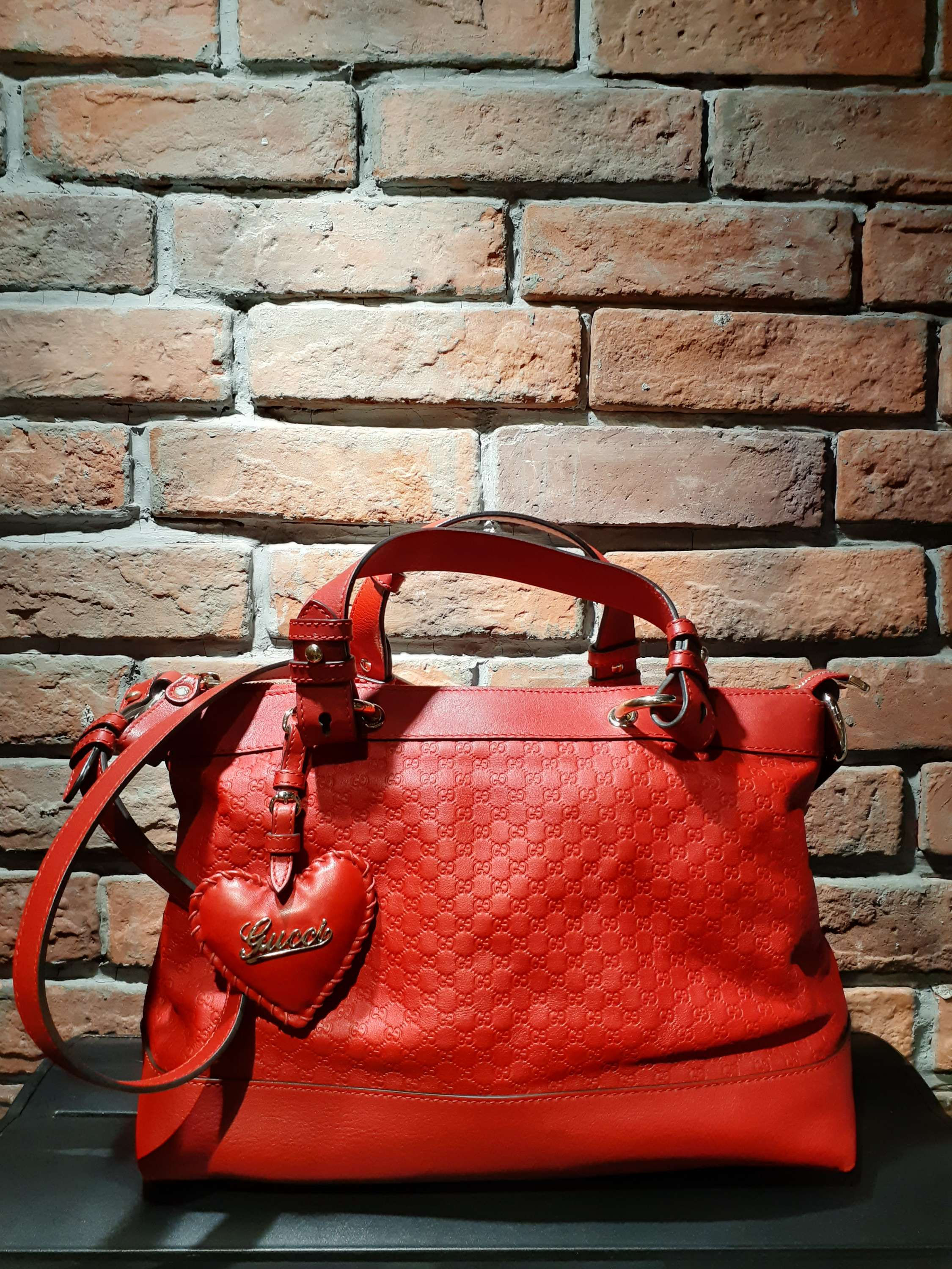 Gucci G104-2-2023
