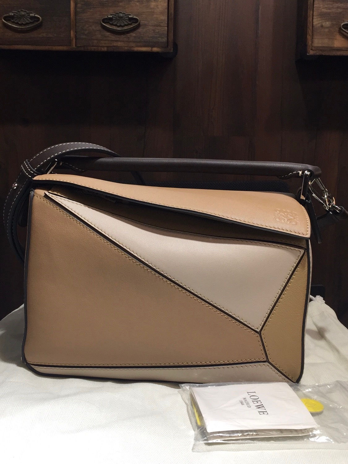 Loewe L144-12-2021