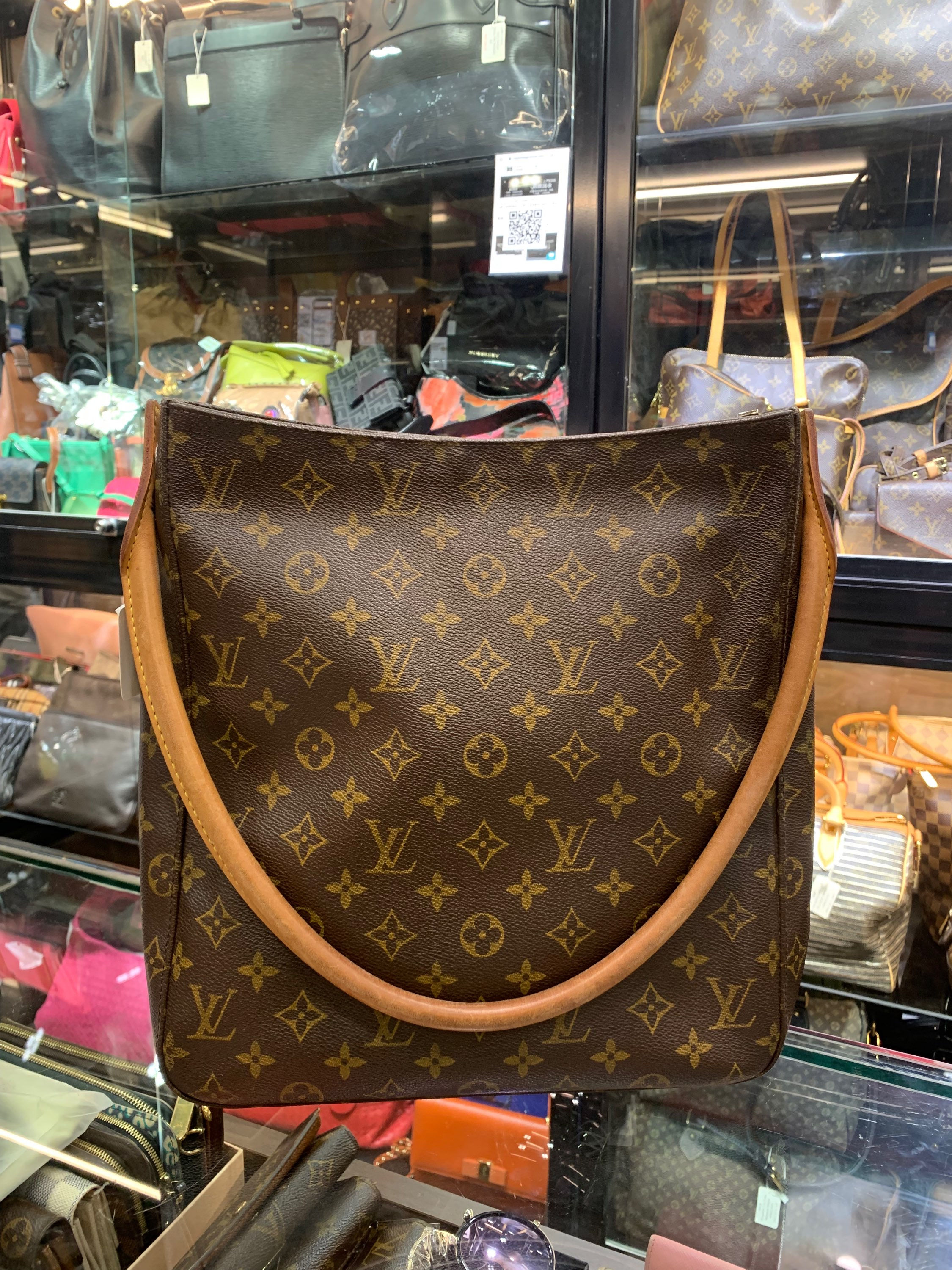 Louis Vuitton L74-12-21