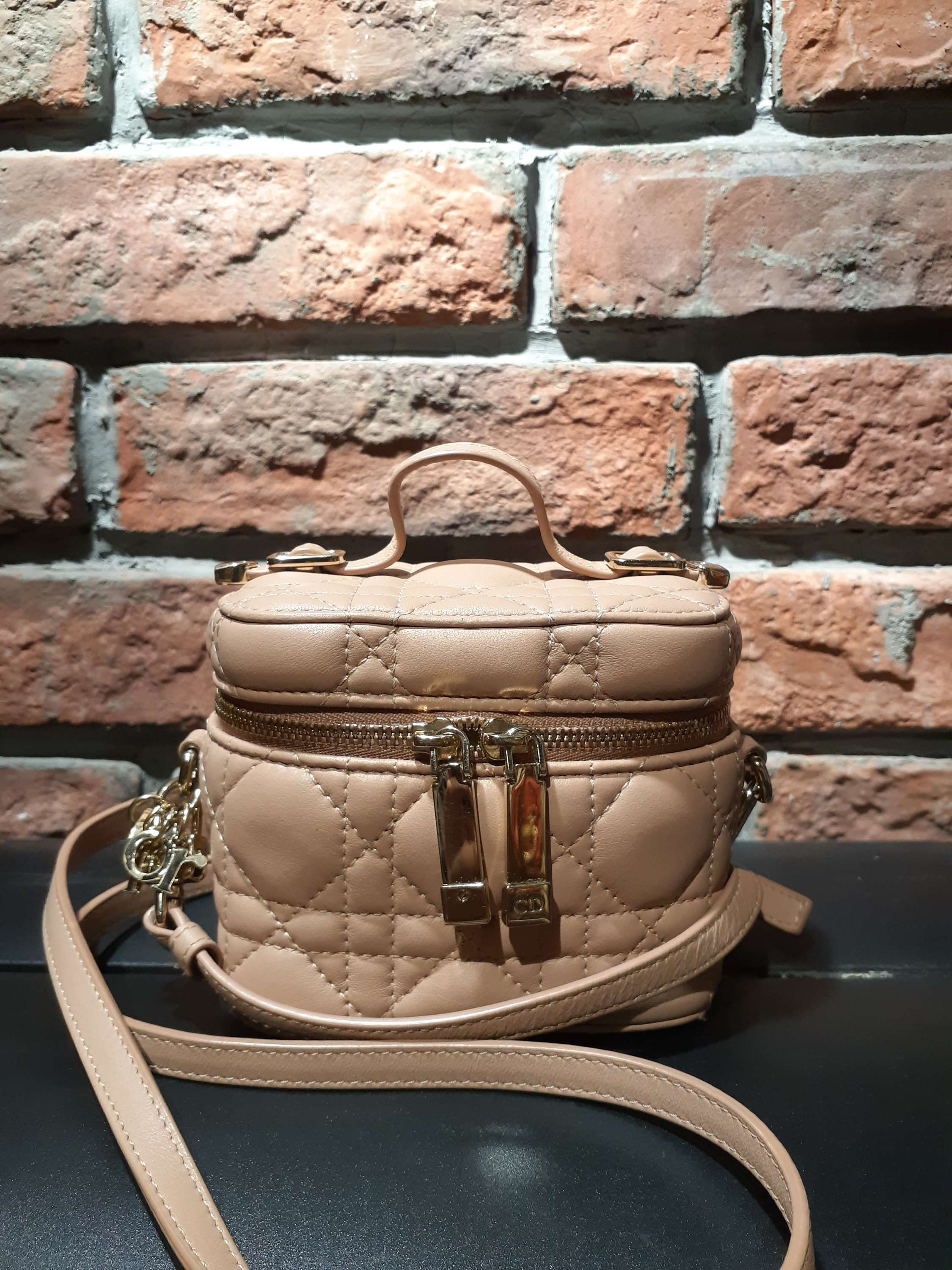 Dior D269-3-2023