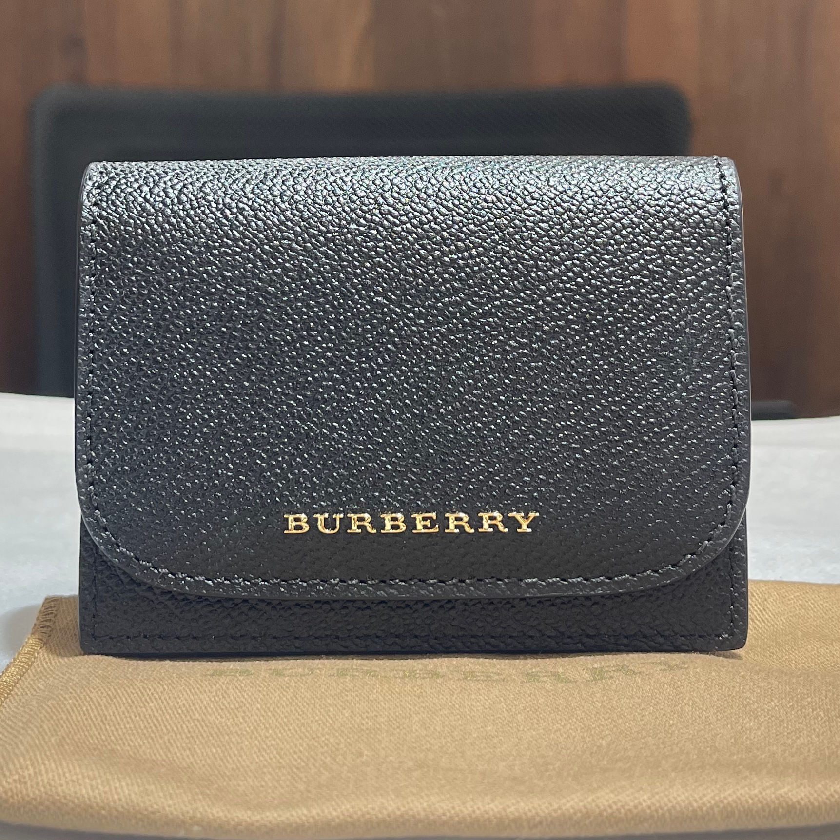 Burberry B157-2-2023
