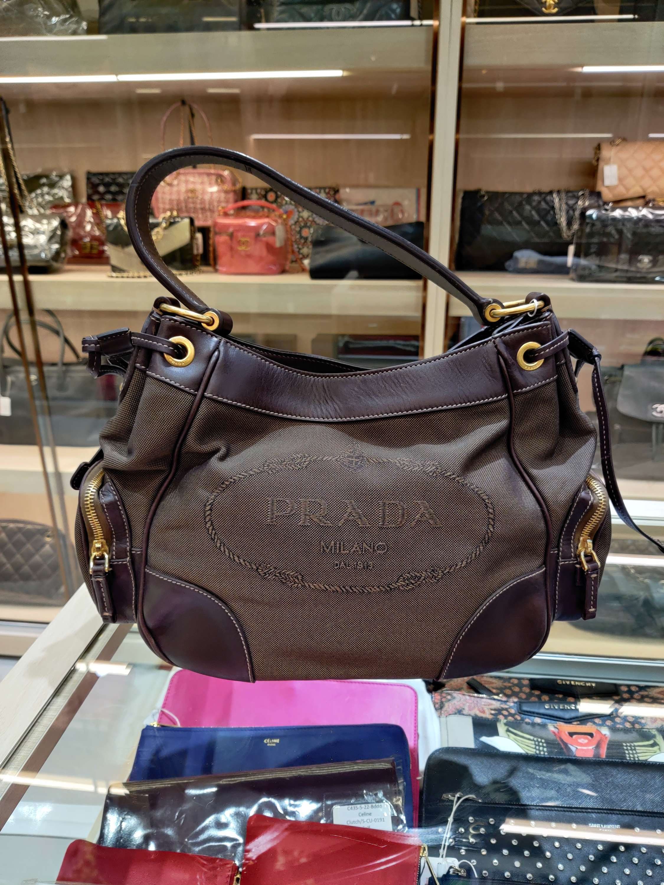 Prada P138-01-24