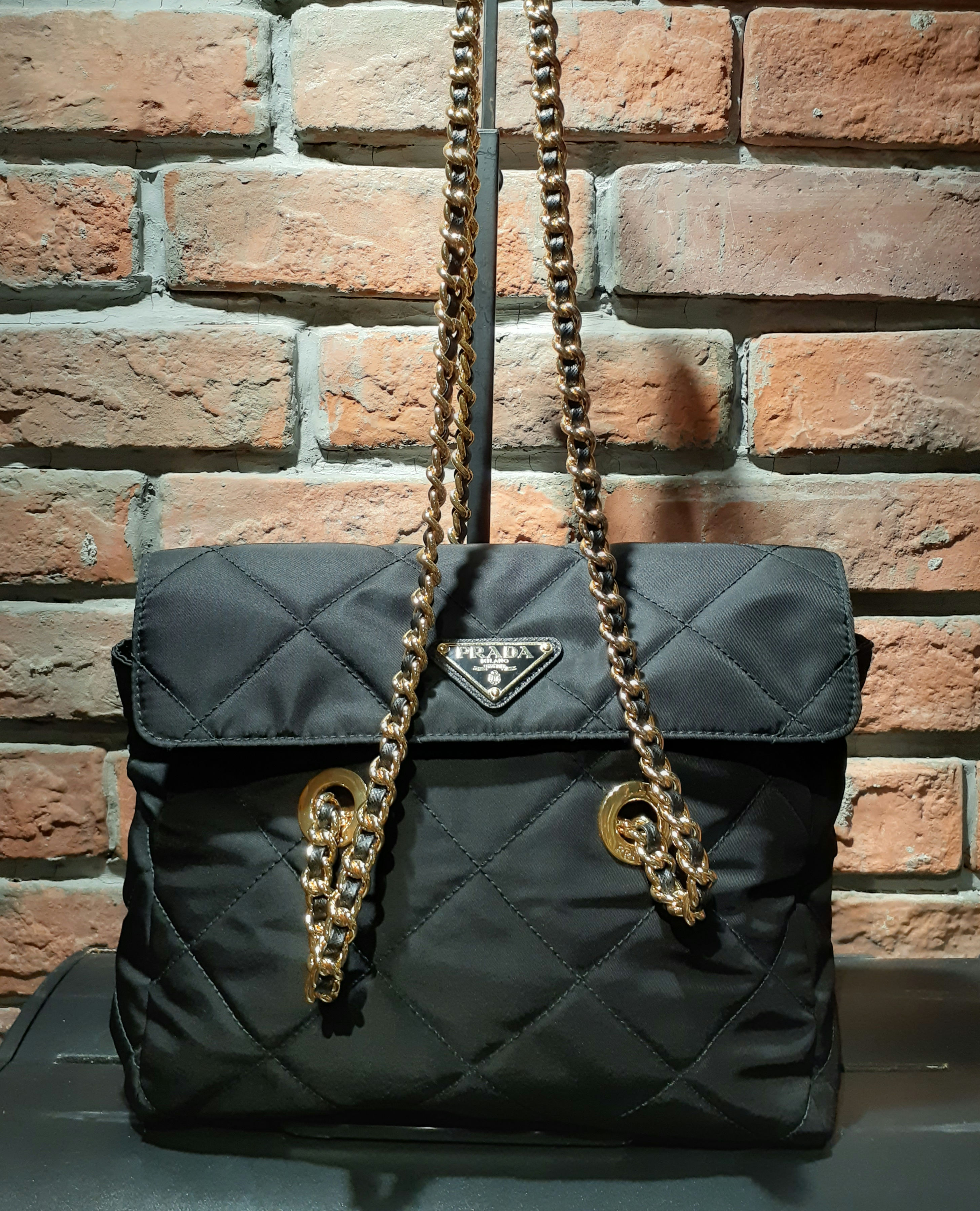 Prada P743-8-2022
