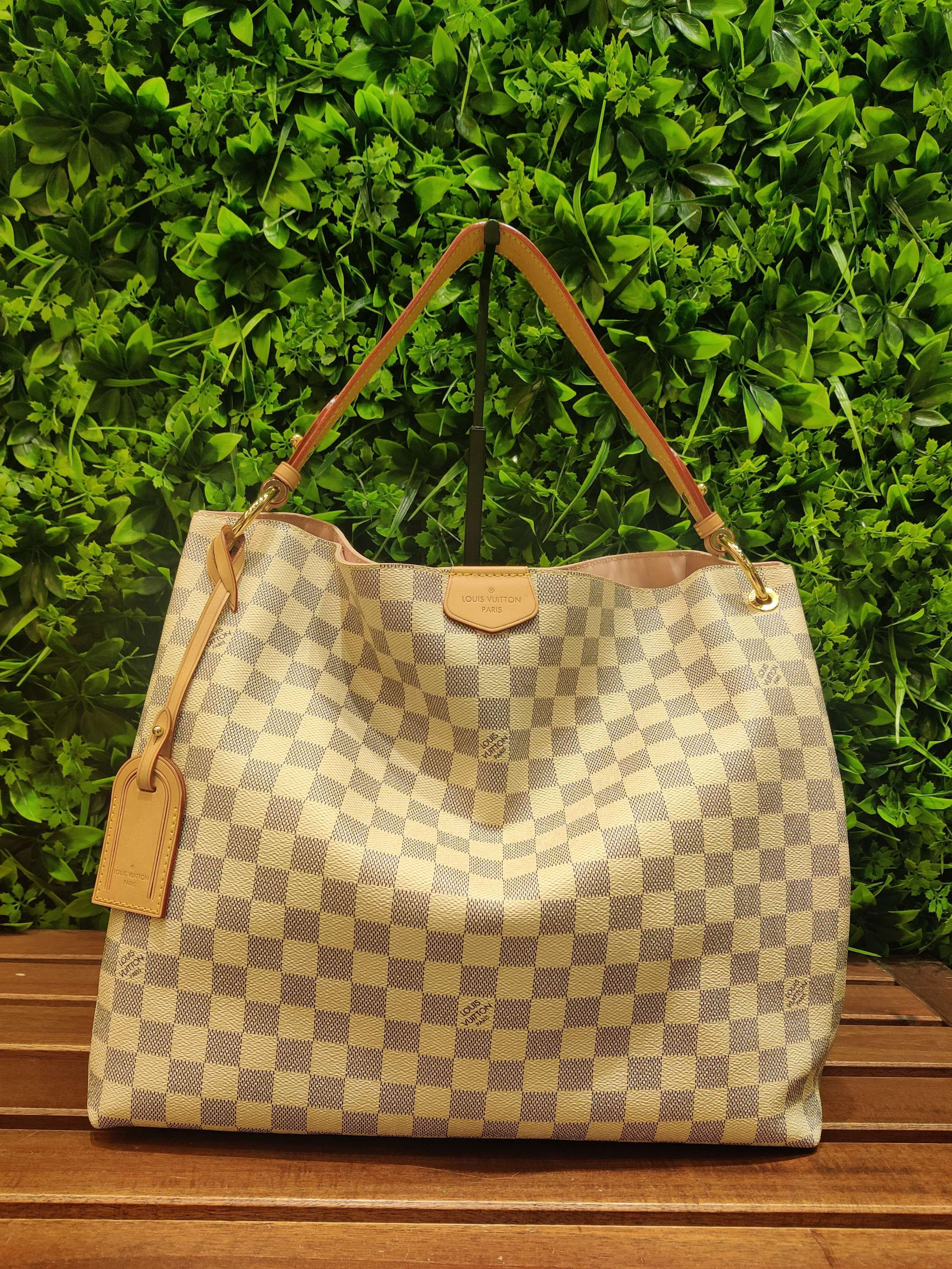 Louis Vuitton L775-9-24