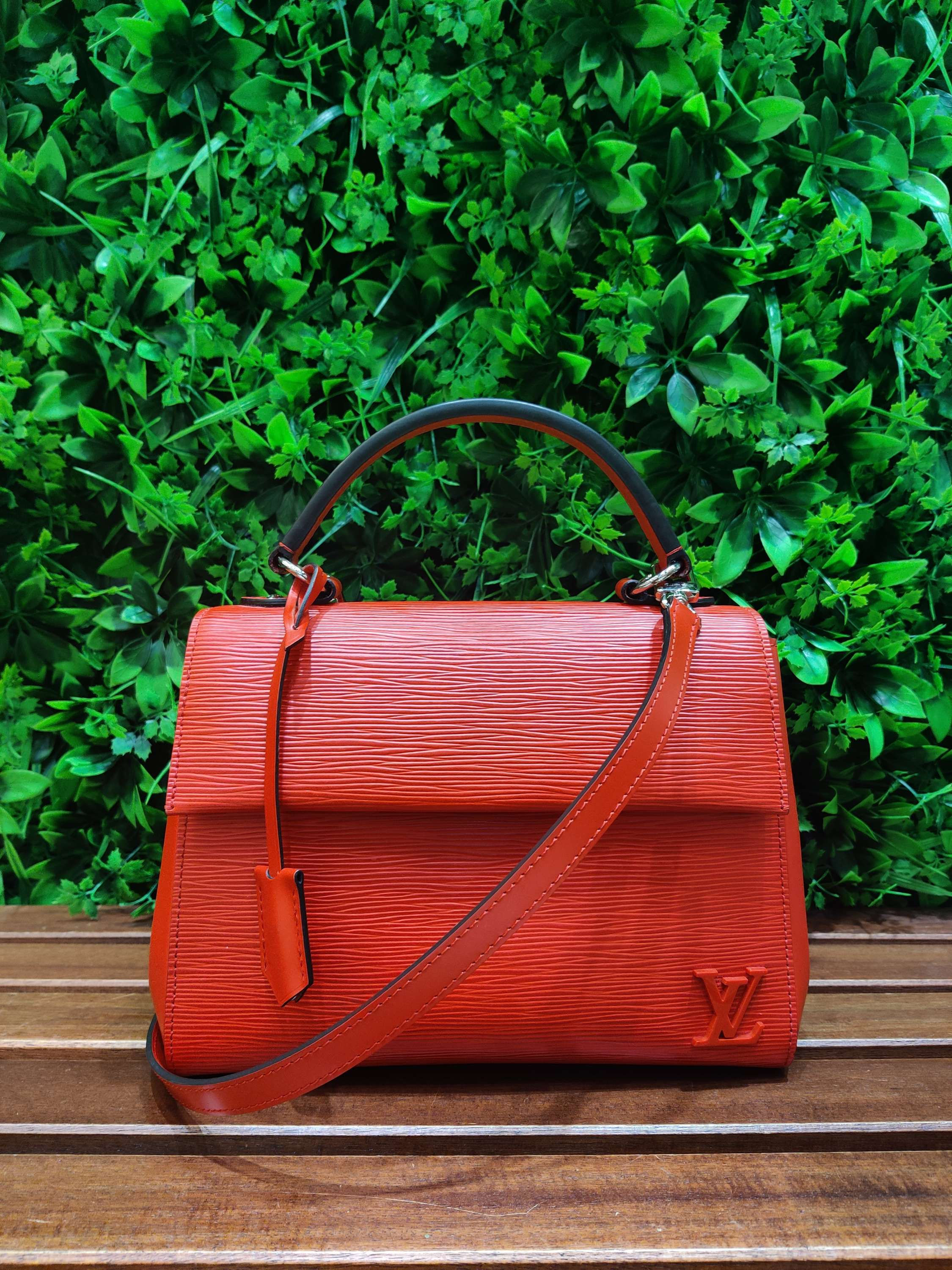 Louis Vuitton L290-03-24