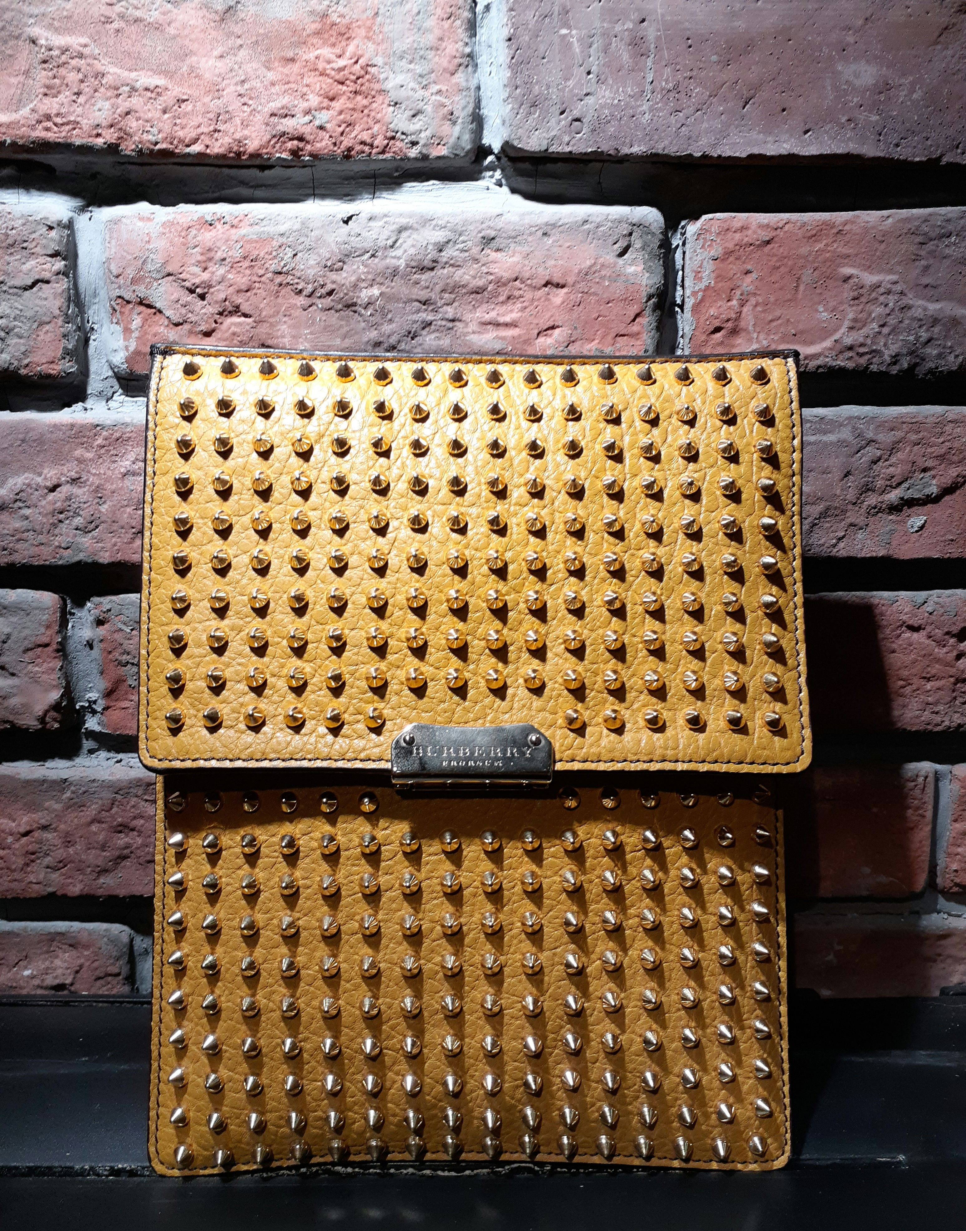 Burberry B693-7-2022