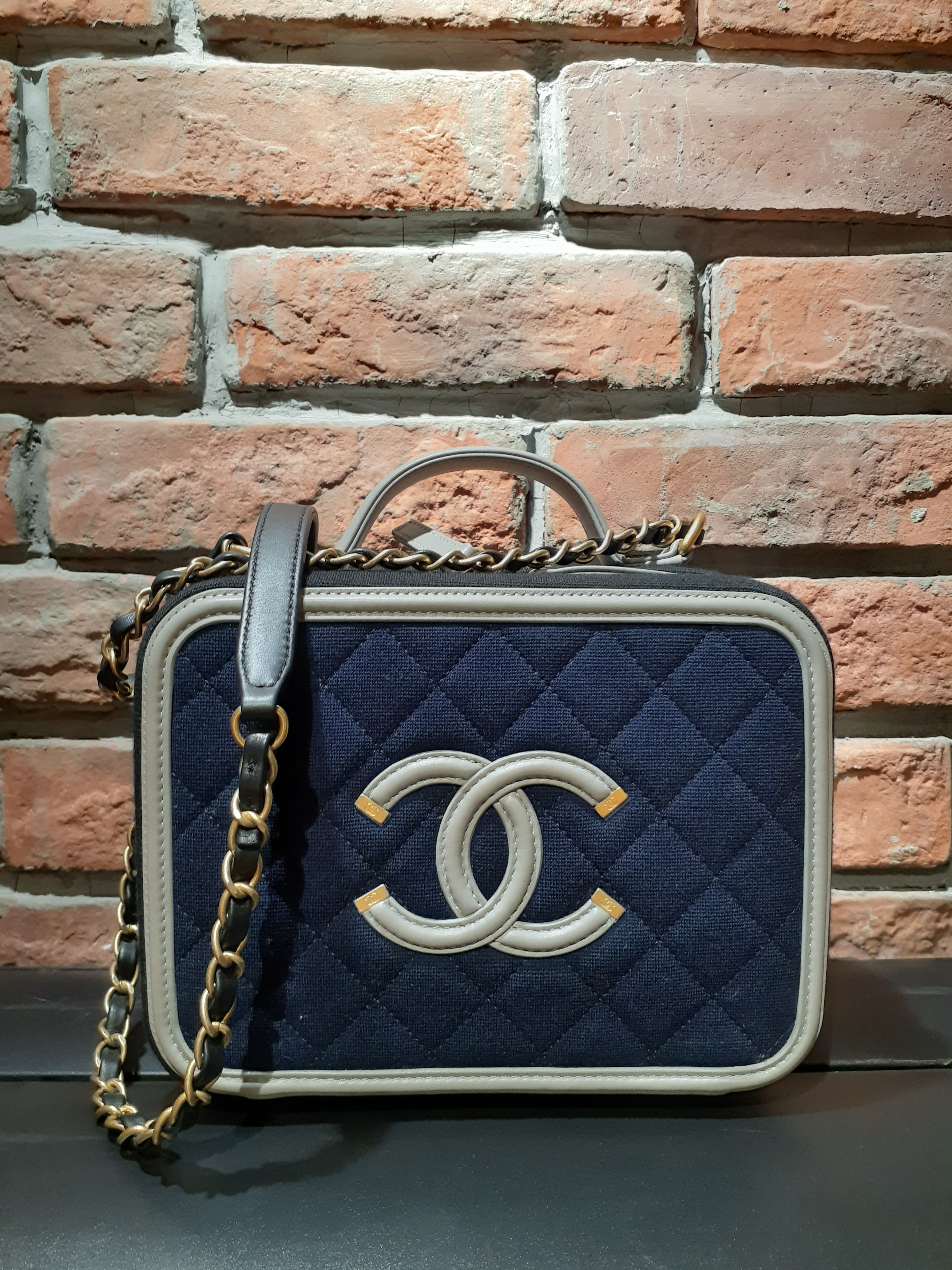 Chanel C200-1-2022