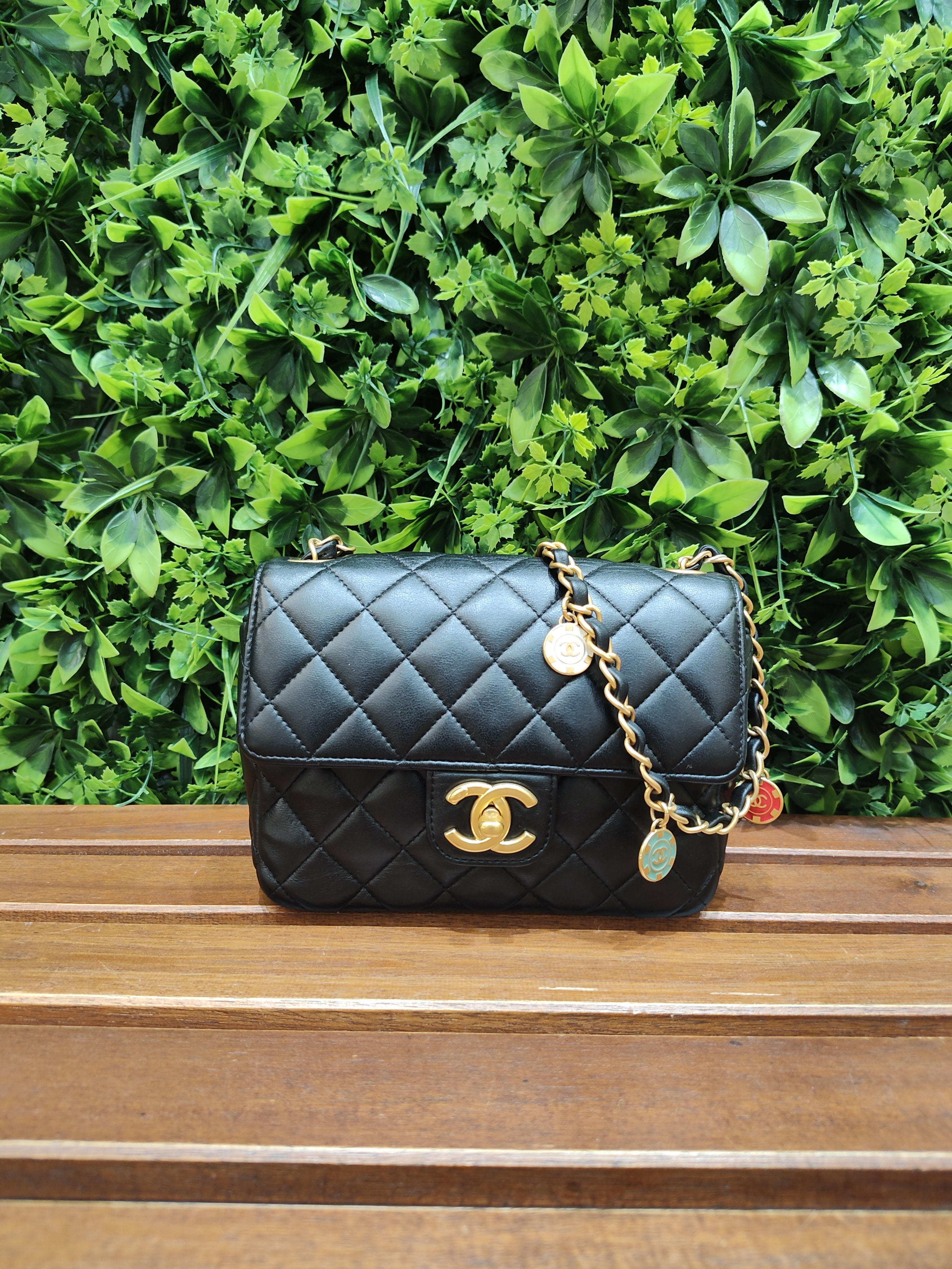 Chanel C409-8-26