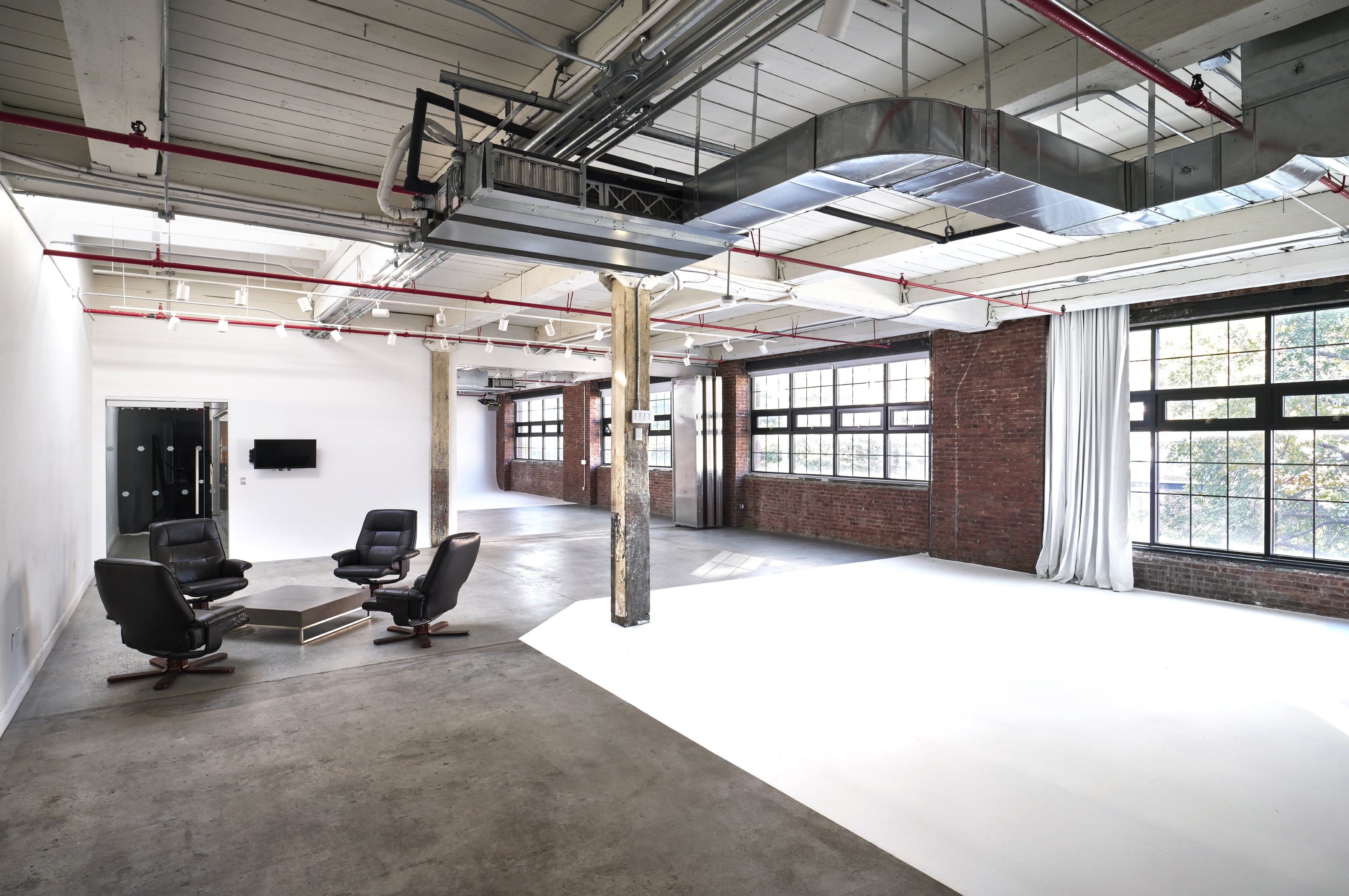 100 Sutton Studios — Production space
