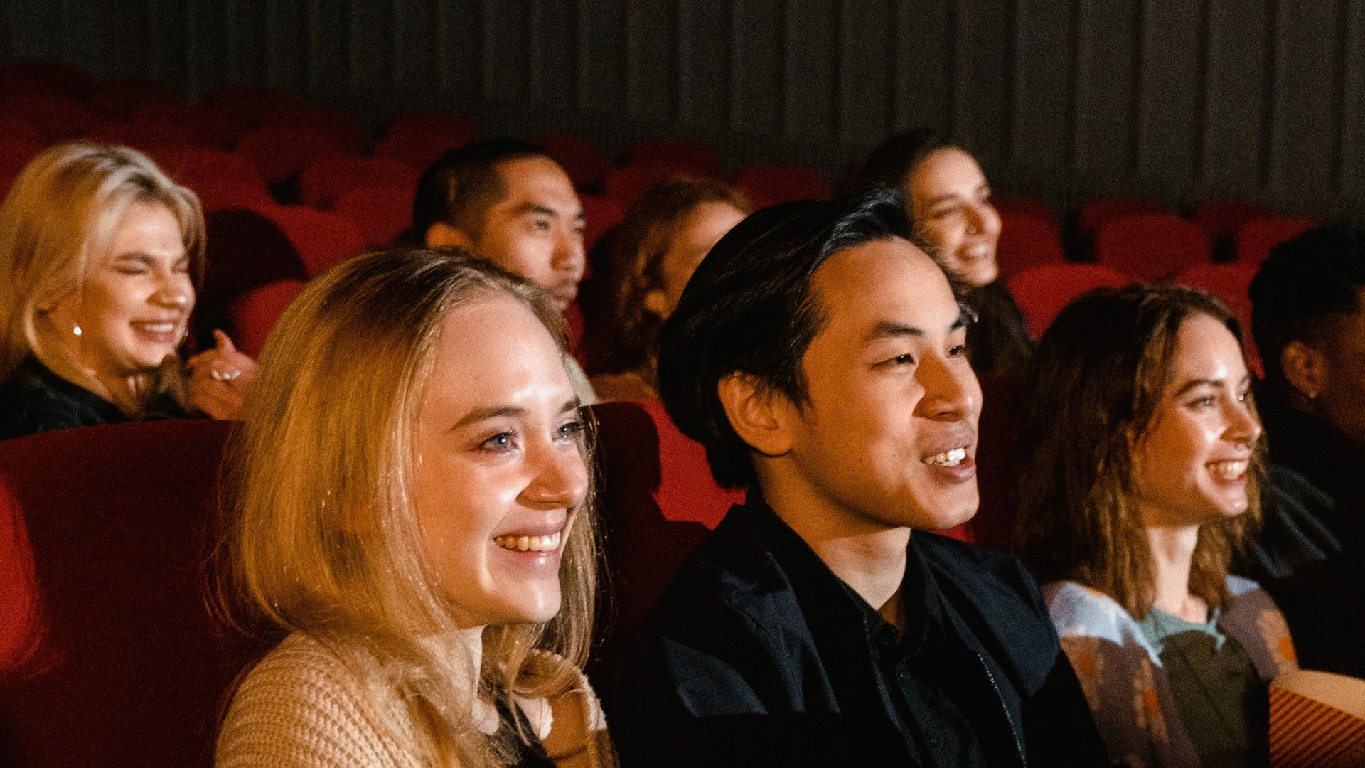 100 Sutton Studios: THEATER, MULTIPORPUSE
Greenpoint's Premier Creative Space
STUDIO NY PHOTOGRAPHY