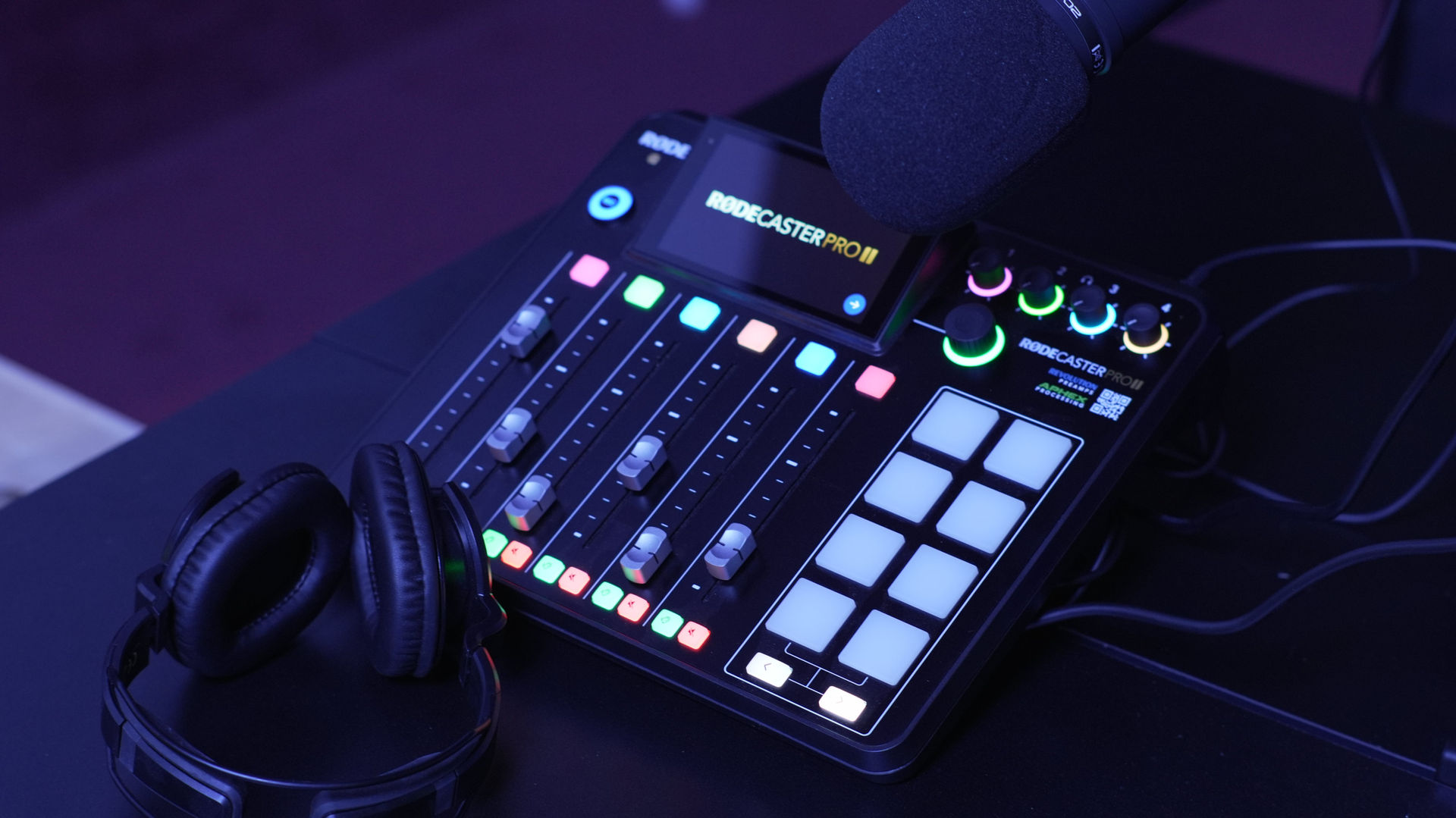 100 Sutton Studios: 
PODCAST
Greenpoint's Premier Creative Space