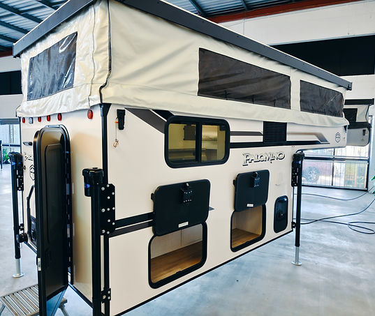 Palomino AU300