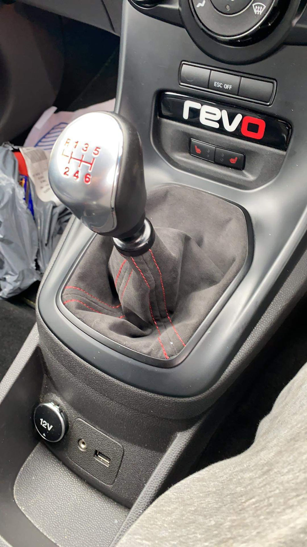 Thumbnail: Ford Fiesta MK7.5 Gear Gaiter